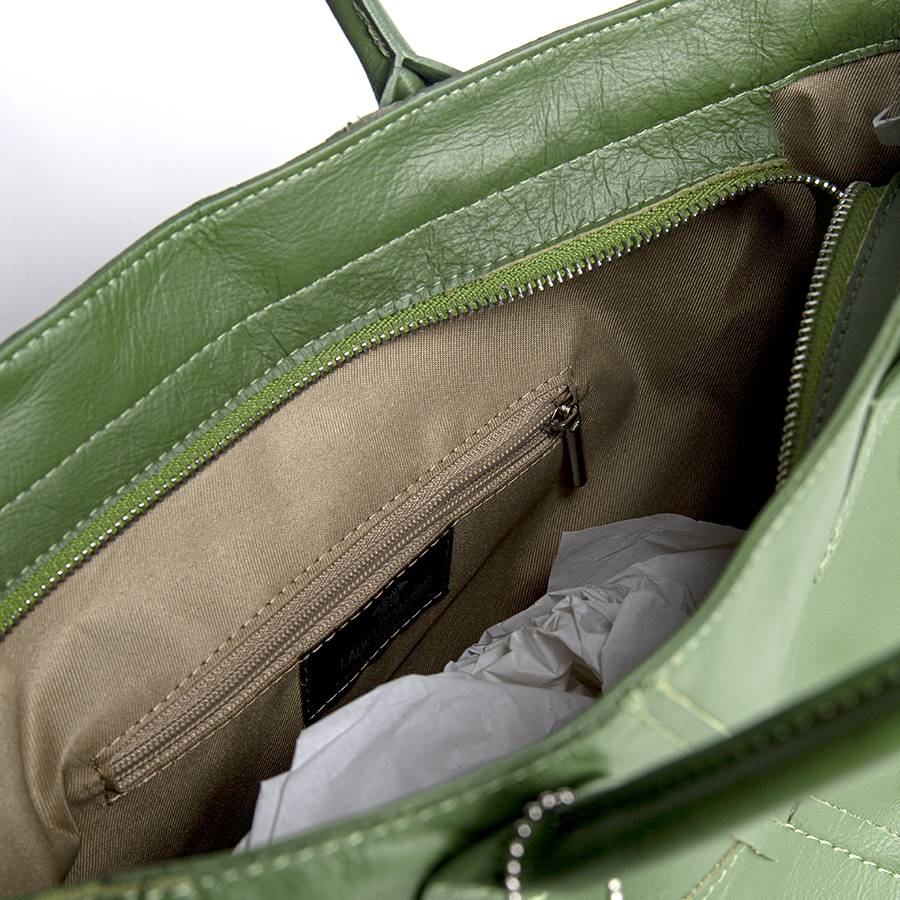 Laura Di Maggio UMA – Tote bag in pelle nappa verde aloe 2025