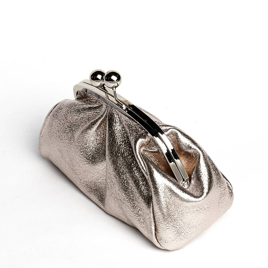 Laura Di Maggio CLUTCH – borsetta in pelle laminata bronzo 2025