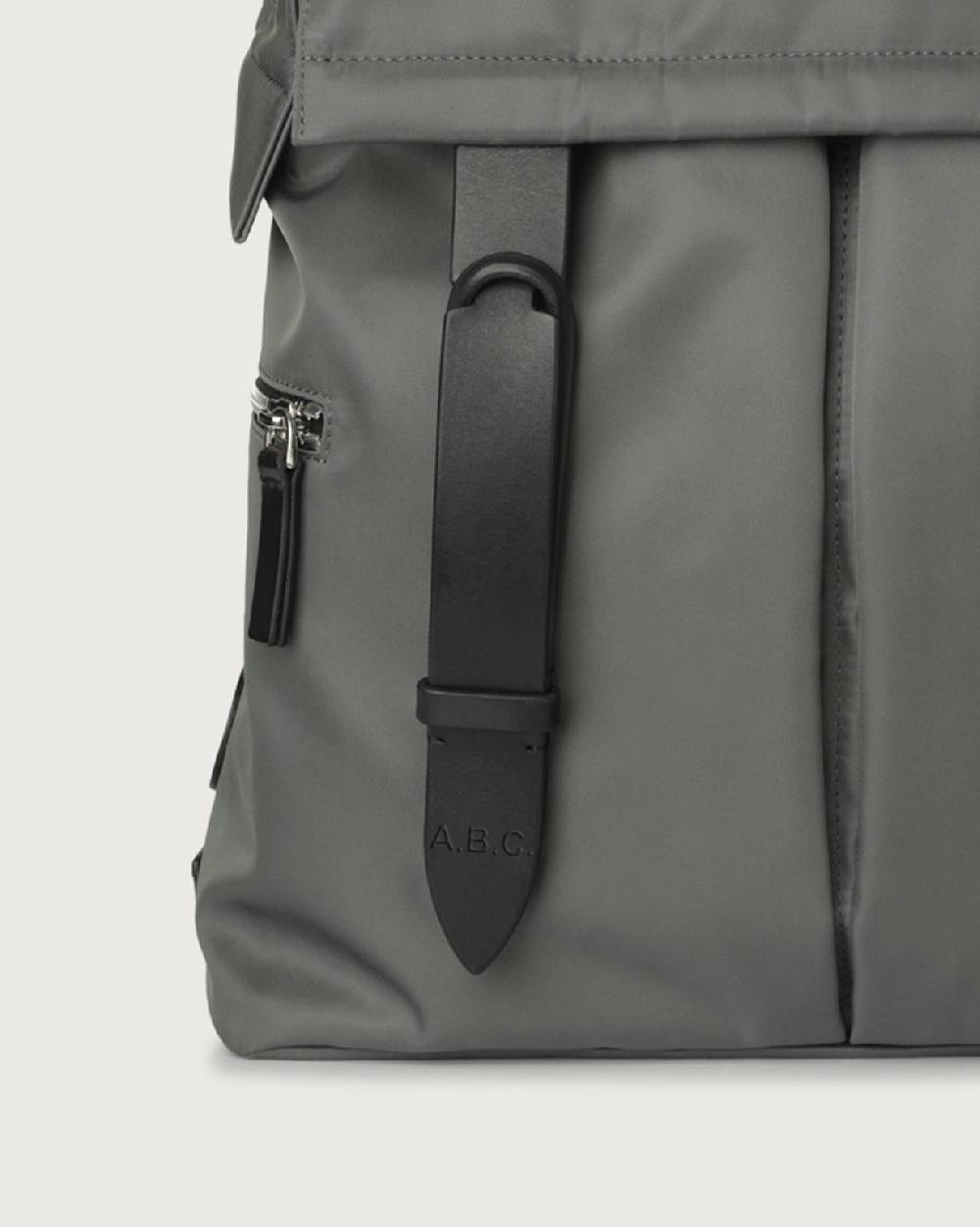 Orciani Zaino Nobuckle Planet in eco-nylon Pezzi Unici