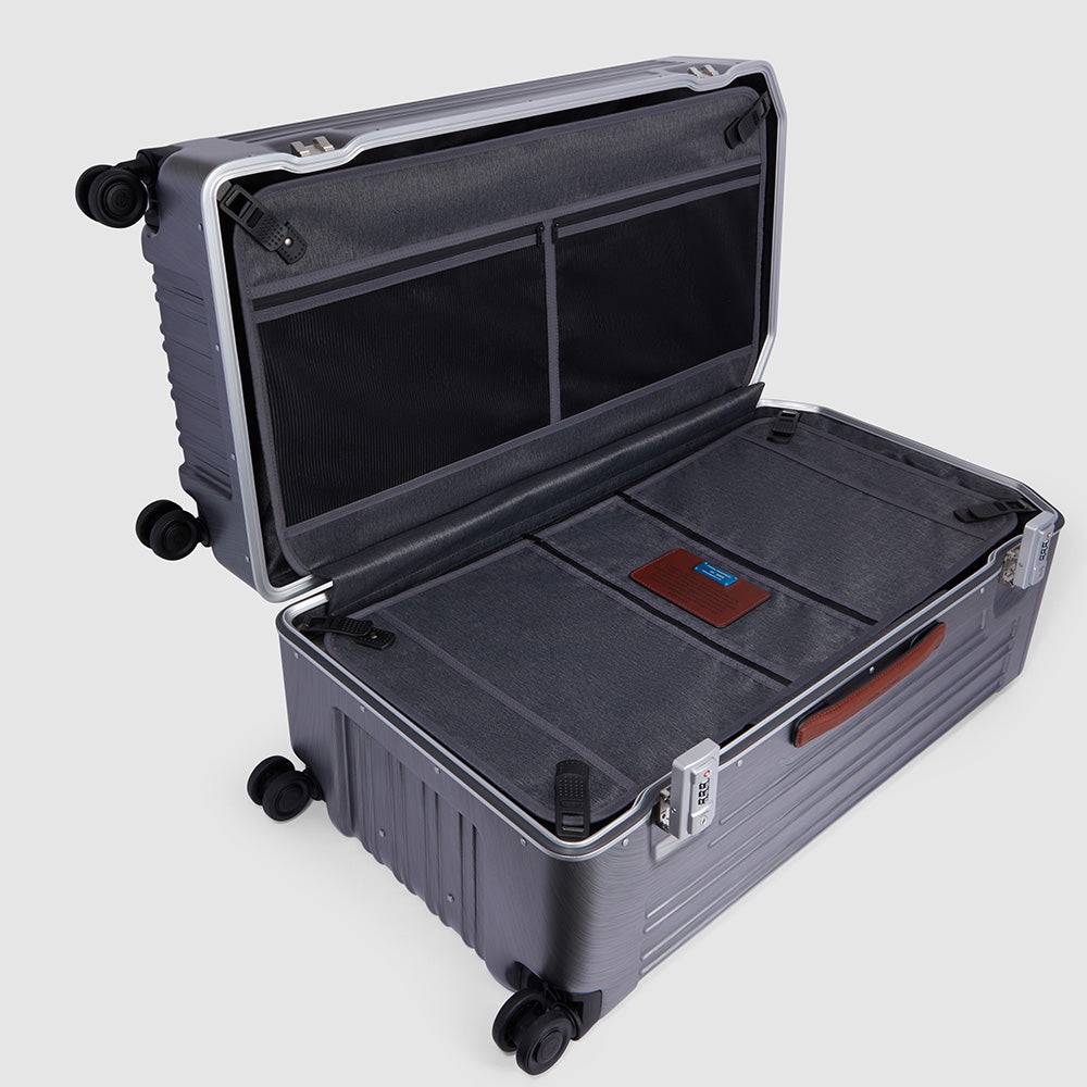 Piquadro Hardside spinner in trunk shape Presa