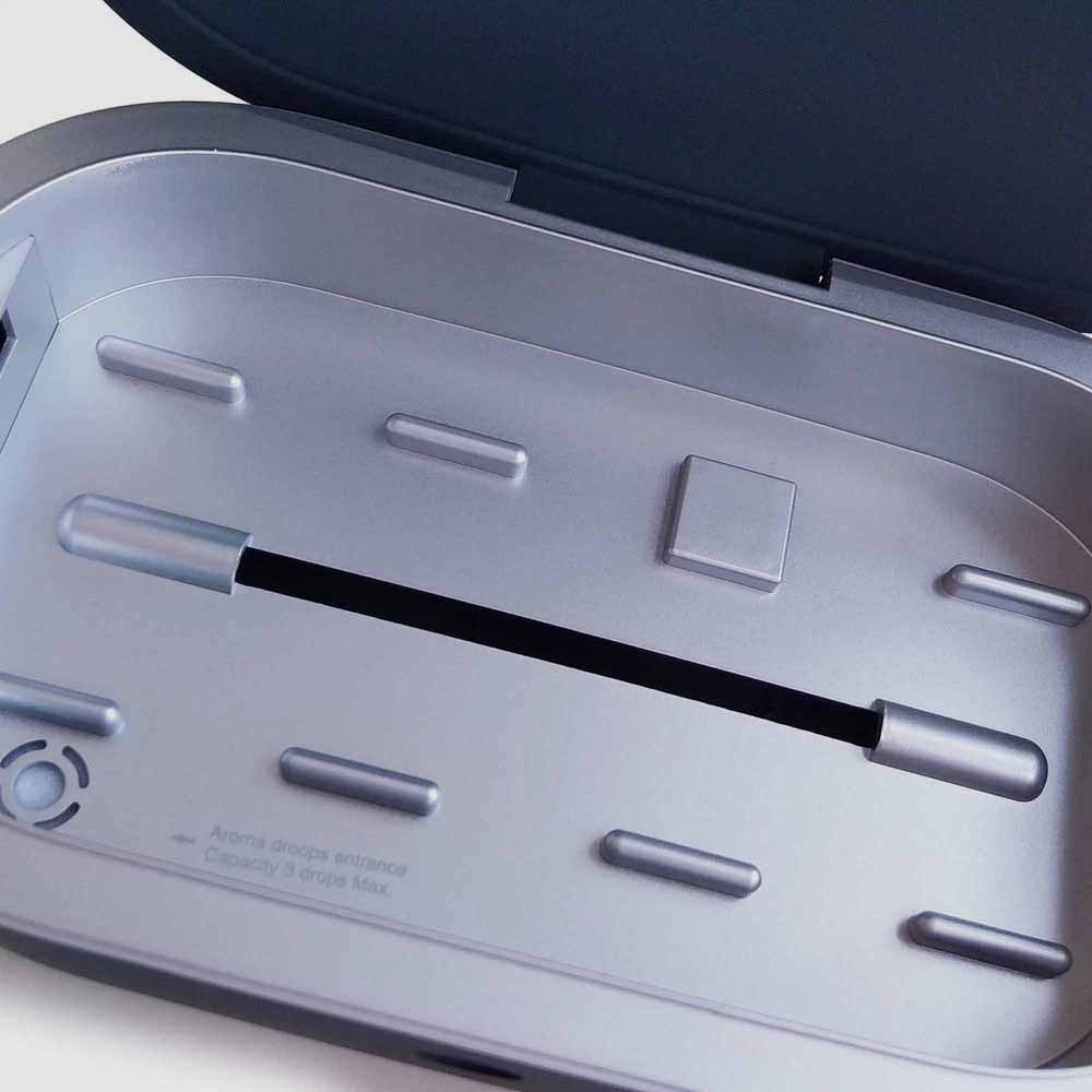 Piquadro UVC sterilizer with wireless charging Offerta