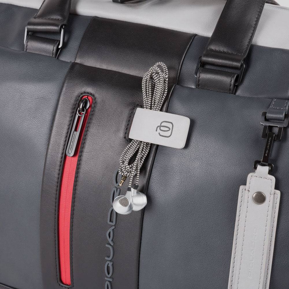 Piquadro Personalizable duffel bag with shoe compartment Offerte