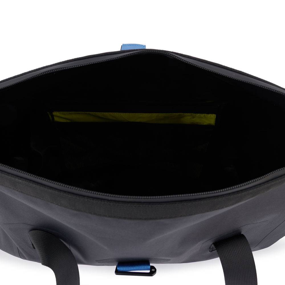 Piquadro waterproof duffel bag with latch roll top, Vendite Flash