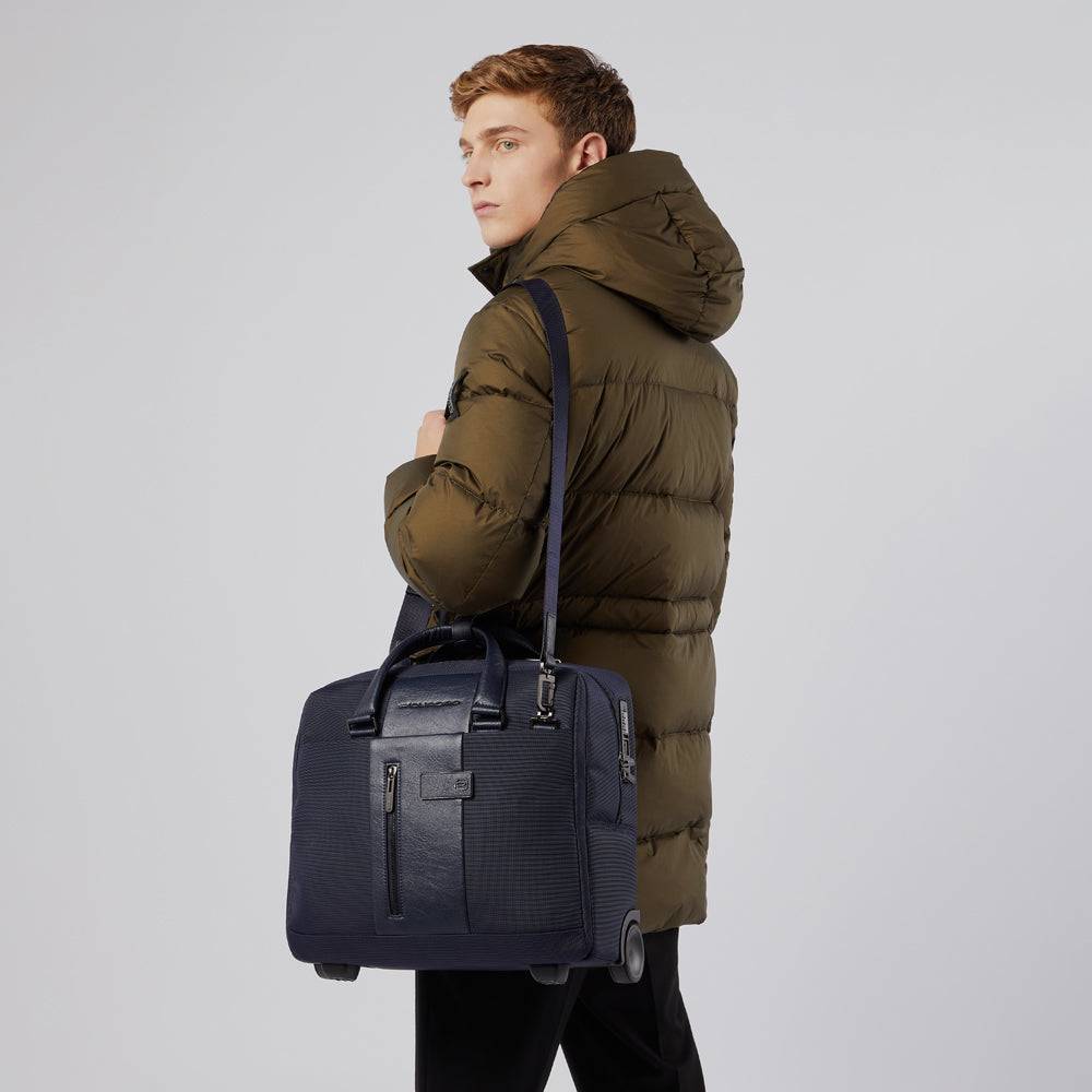 Piquadro Wheeled laptop briefcase 15,6" in recycled fabric 2025