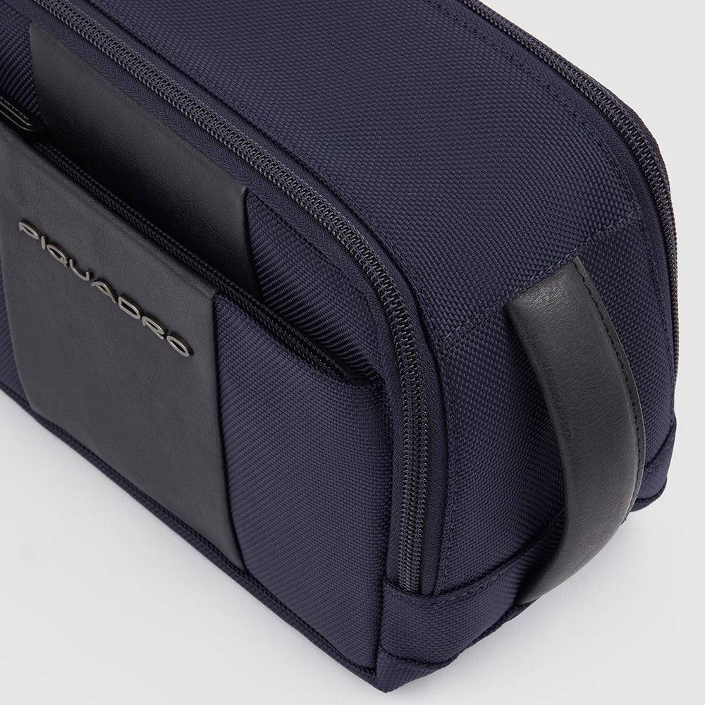Piquadro Toiletry bag in recycled fabric Qualità