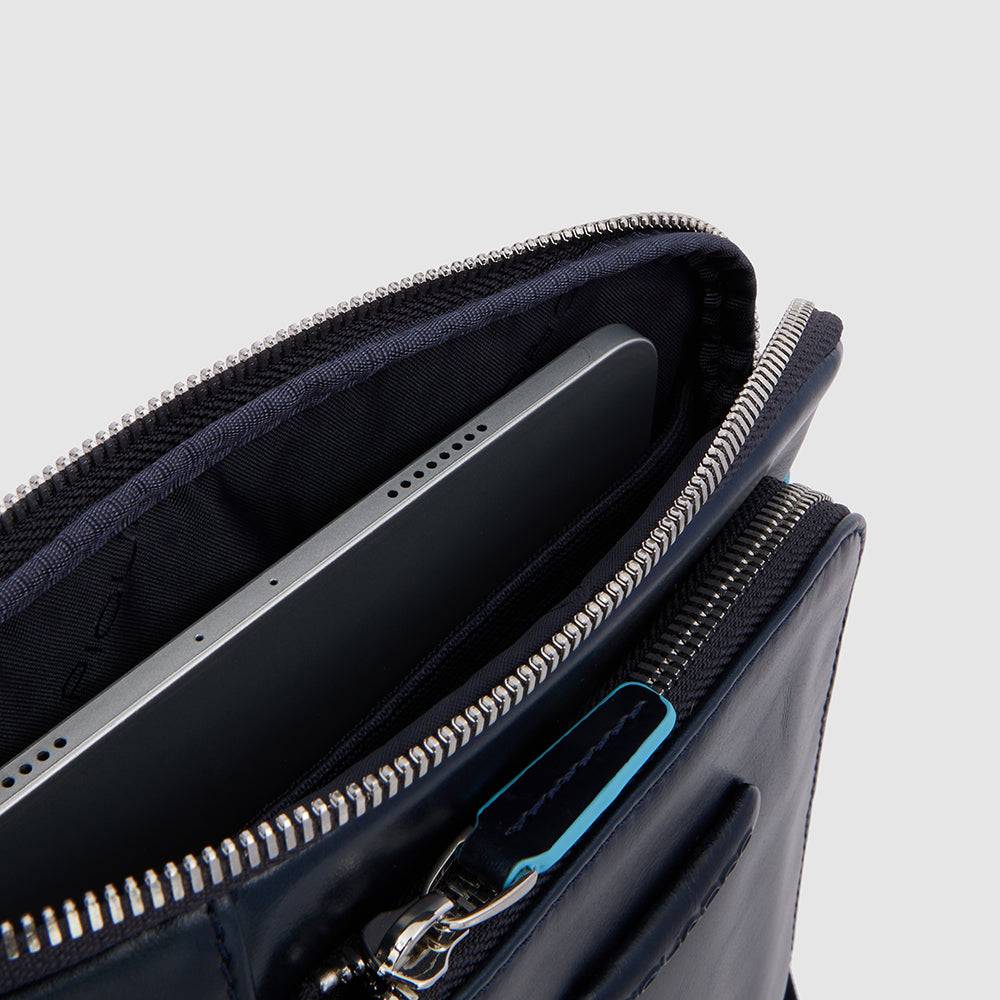 Piquadro iPad/iPad®Air shoulder pocket bag with Convenienza