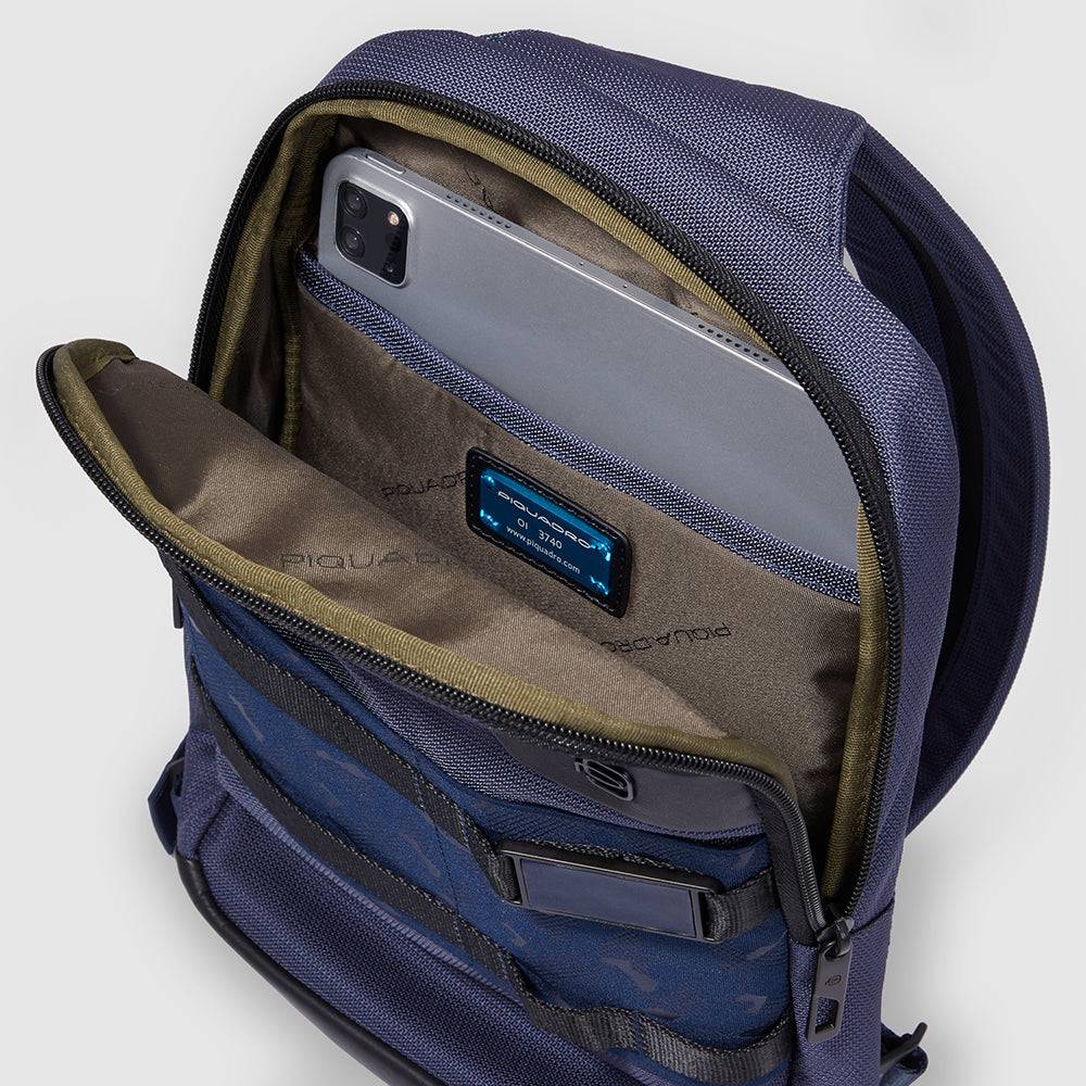 Piquadro Modular mono sling bag/backpack for iPad® In Saldo