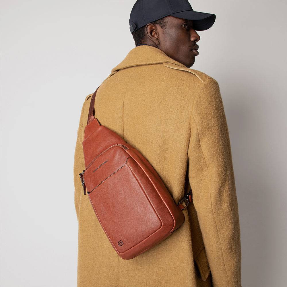 Piquadro Mono sling bag with iPad® compartment Nuovo