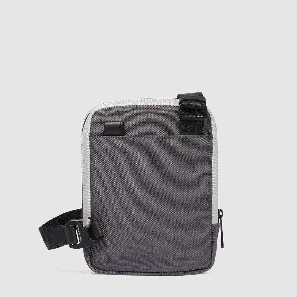 Piquadro iPad®mini pocket crossbody bag in recycled fabric Vendita