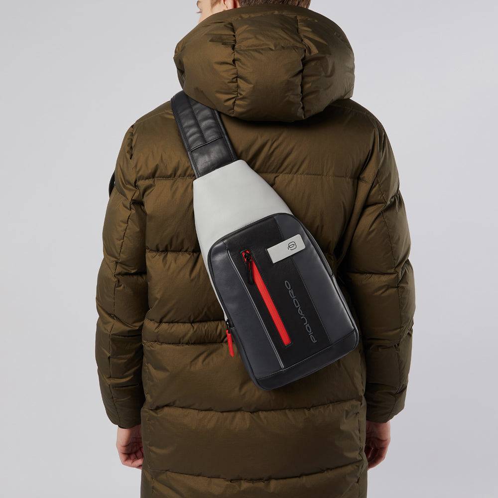 Piquadro Mono sling bag with LED light Vendite Flash