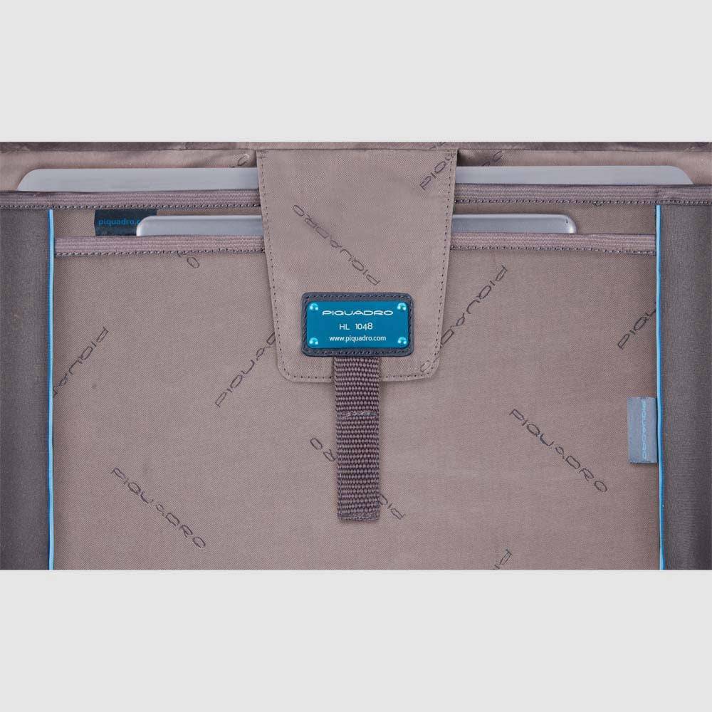 Piquadro Flap-over, expandable computer bag 15" Nuova