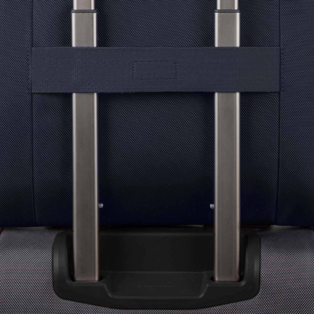 Piquadro Flap-over, expandable computer bag 15" Nuova