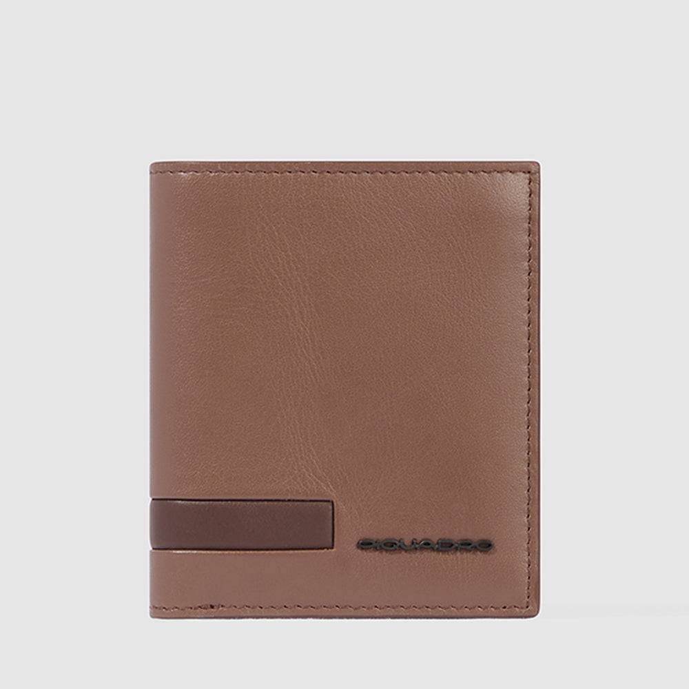 Piquadro Vertical men’s wallet with coin pocket Spedizione Gratuita