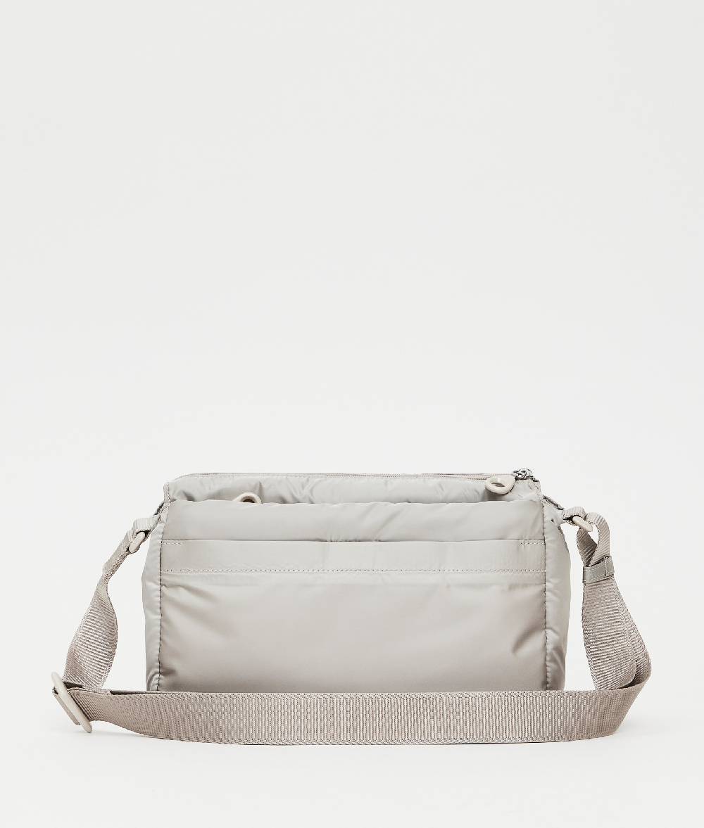 Mandarina Duck MD20 BALLOON CROSSOVER Mandarina Duck Convenienza