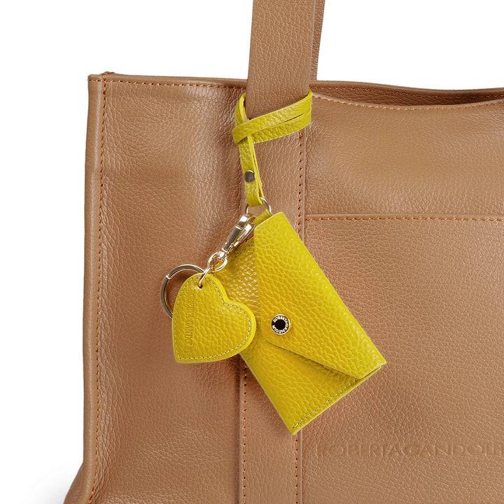 Roberta Gandolfi Tessa shopping in pelle con charms colorato e pratica tasca esterna Consegna Veloce