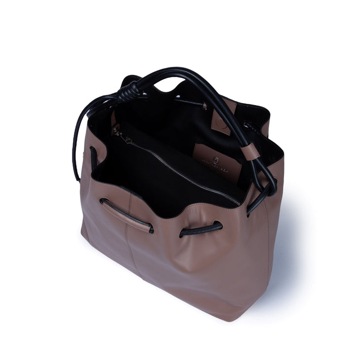 Roberta Gandolfi Gisella Large borsa con doppia portabilità mano o spalla in morbido vitello I Più Venduti
