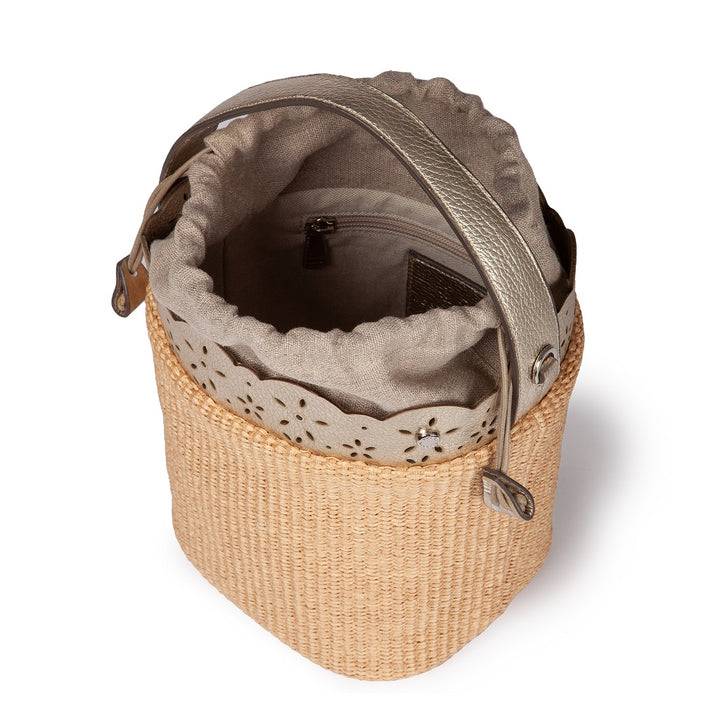 Roberta Gandolfi Diletta Bucket in rafia con balza in pelle laserata con tracolla staccabile Promozione Limitata
