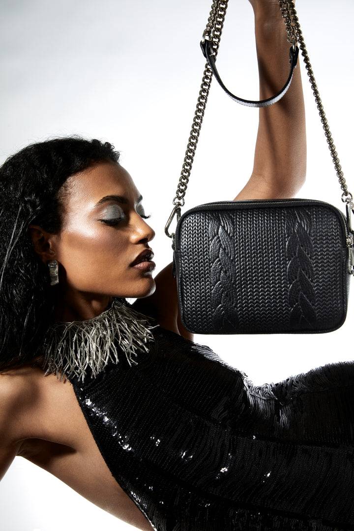 Roberta Gandolfi Camera Treccia borsa a spalla e crossbody in pelle stampata con tracolla catena 2025