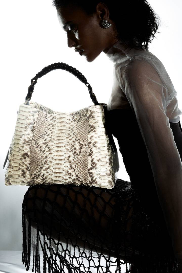 Roberta Gandolfi Amina Pitone large borsa a mano in pitone e finiture in pelle di vitello con manico tubolare fasciato e tracolla staccabile Saldi
