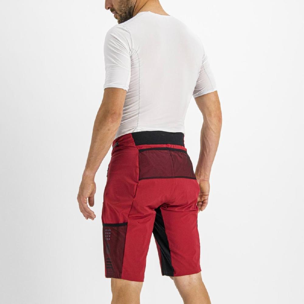 Sportful SUPERGIARA OVERSHORT In Vendita