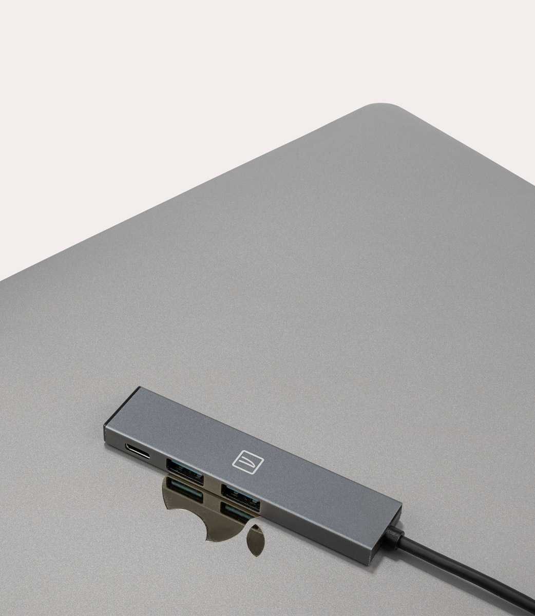 Tucano Hub type-C 3-in-1 con 2 USB 3.0 + 1 USB-C Saldi