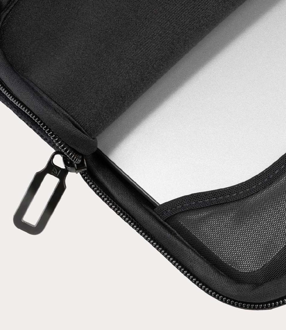 Tucano Second Skin per MacBook Pro 14" Promozione Limitata
