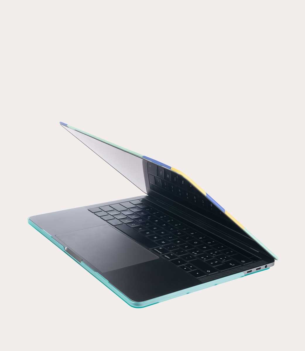 Tucano Guscio Protettivo per MacBook Pro 13" In Linea