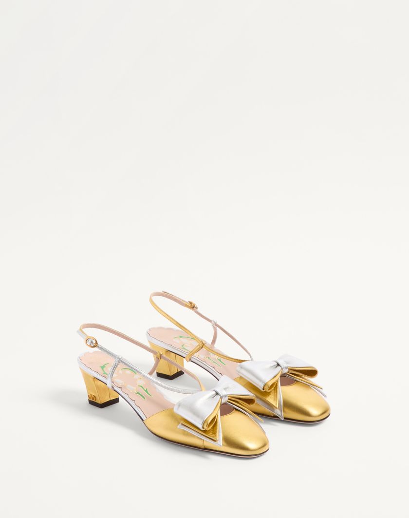 Valentino Handbags Décolleté Slingback Bowow In Nappa Laminata 45mm per Donna in Oro/silver | Valentino IT Nuovo