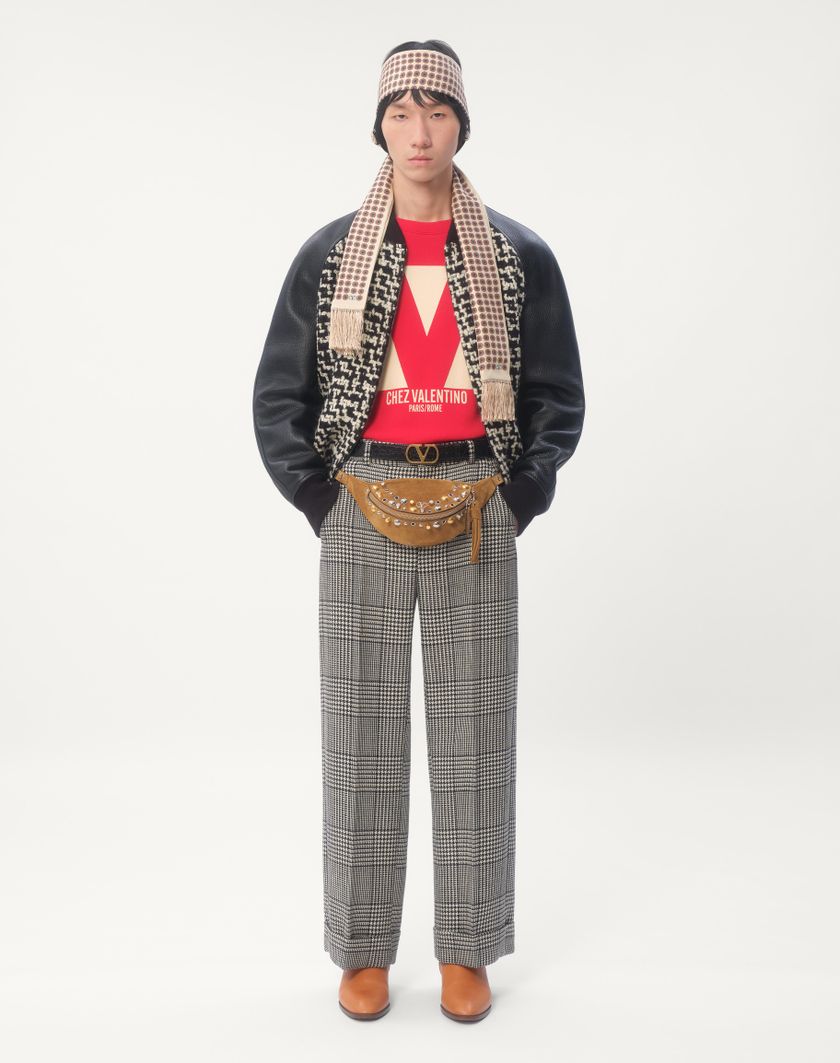 Valentino Handbags Bomber In Tweed Di Lana Con Patch Chez Valentino per Uomo in Avorio/nero | Valentino IT Economico