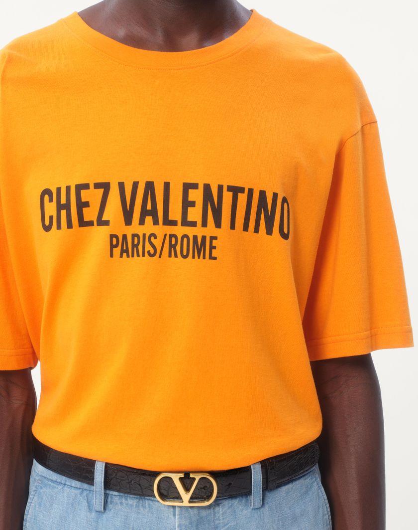 Valentino Handbags T-shirt In Cotone Con Stampa Chez Valentino per Uomo in Avorio | Valentino IT Italia