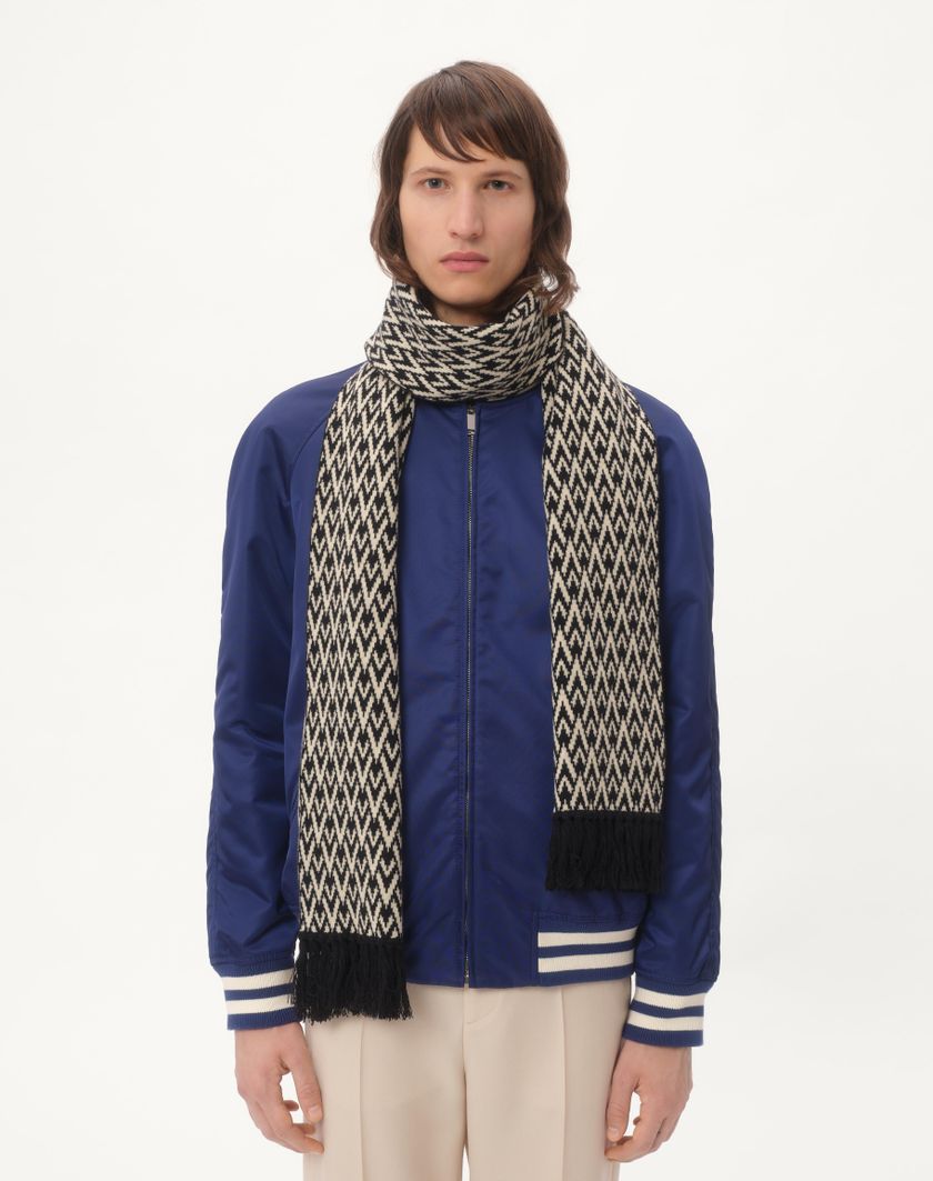 Valentino Handbags Sciarpa Knitted Toute La V In Lana per Uomo in Navy/crema | Valentino IT Affare Del Giorno
