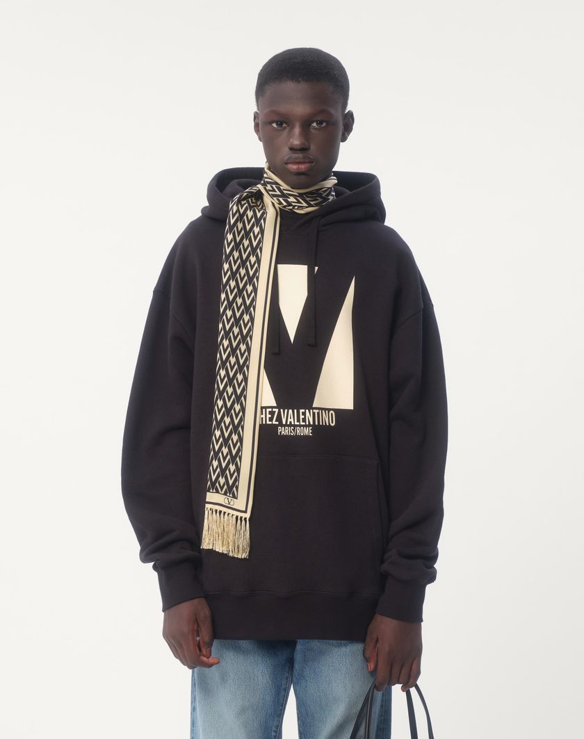 Valentino Handbags Scarf Bandeaux Toute La V In Seta Con Frange per Uomo in Crema/nero | Valentino IT Shopping Online