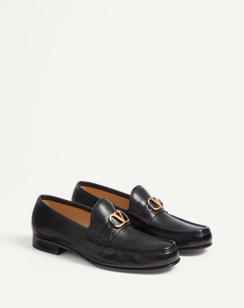 Valentino Handbags Mocassino Vlogo Signature In Bufalo per Uomo in Bark Brown | Valentino IT Sottocosto