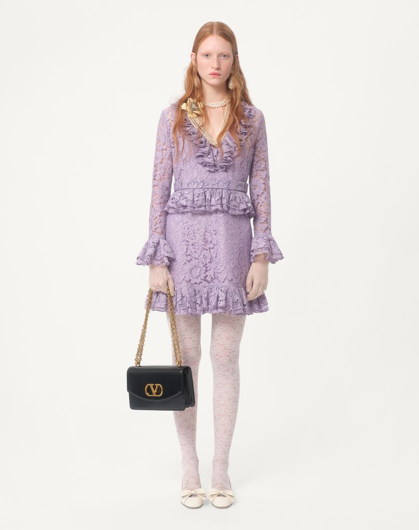 Valentino Handbags Abito Corto In Heavy Lace per Donna in Lavanda | Valentino IT Pezzi Unici