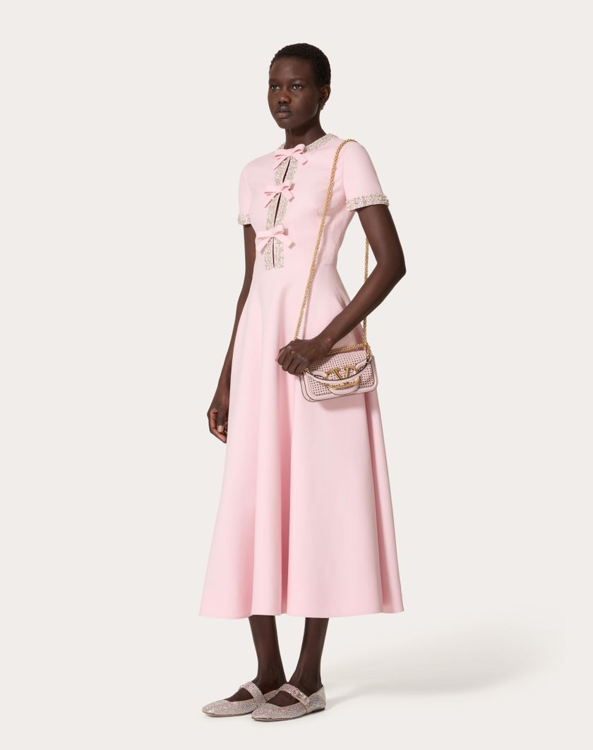 Valentino Handbags Borsa Piccola A Spalla Valentino Garavani Locò In Pelle Intrecciata per Donna in Rose Quartz | Valentino IT 2025