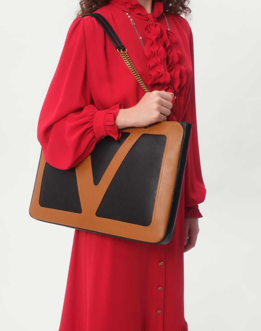 Valentino Handbags Abito Midi In Georgette per Donna in Rosso | Valentino IT Presa