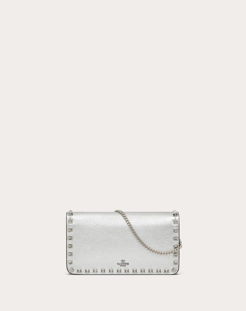 Valentino Handbags Portafoglio Con Catena Rockstud In Vitello Granato Metallizzato per Donna in Argento | Valentino IT Offerte