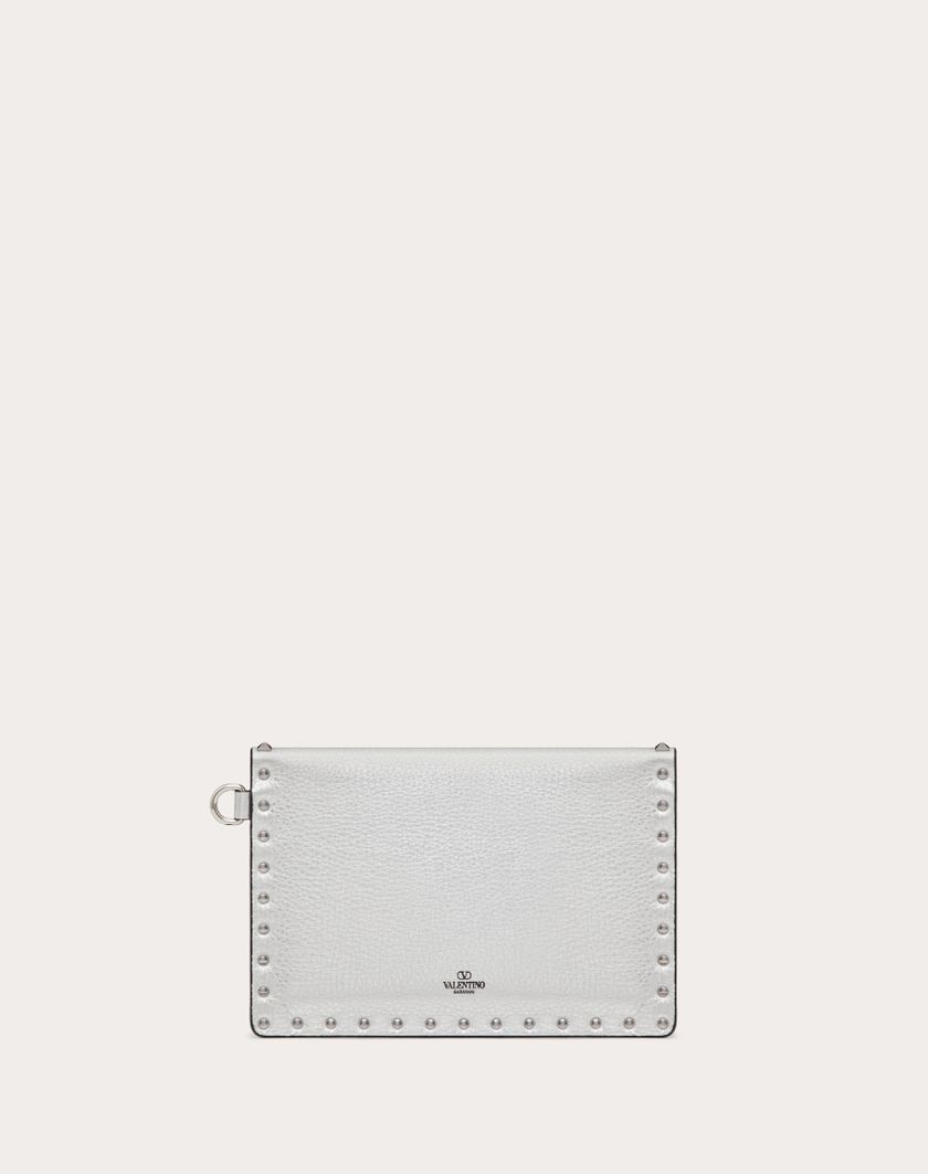 Valentino Handbags Pochette Rockstud In Vitello Granato Metallizzato per Donna in Argento | Valentino IT Saldi Di Fabbrica
