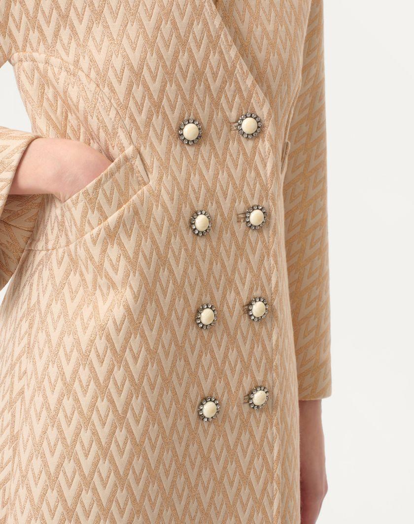 Valentino Handbags Cappotto In Lurex Jacquard Toute La V per Donna in Betulla/oro | Valentino IT Prezzo Ridotto