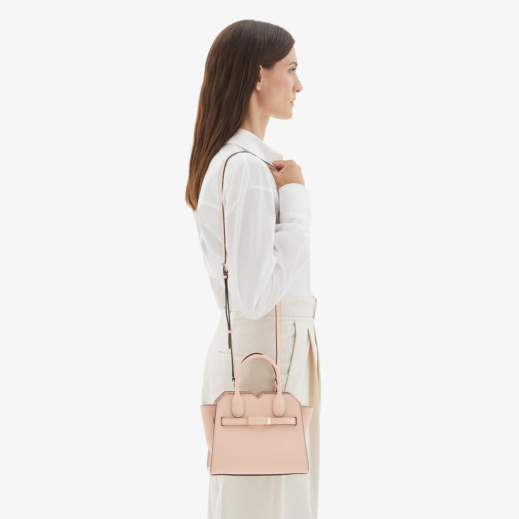 Valextra Borsa a Tracolla Milano Micro | Pelle di vitello Millepunte Soft | Rosa Bonne Mine | Valextra Moda