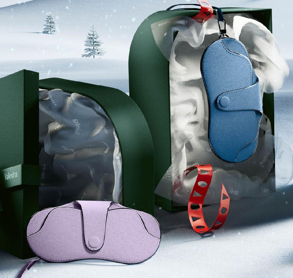 Valextra Custodia occhiali da Donna in Pelle Azzurra di Lusso | Valextra Soddisfazione Garantita
