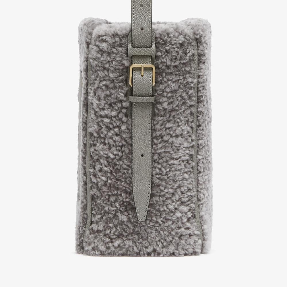 Valextra Borsa a secchiello da Donna Mini Shearling Grigia | Valextra Soft 2025