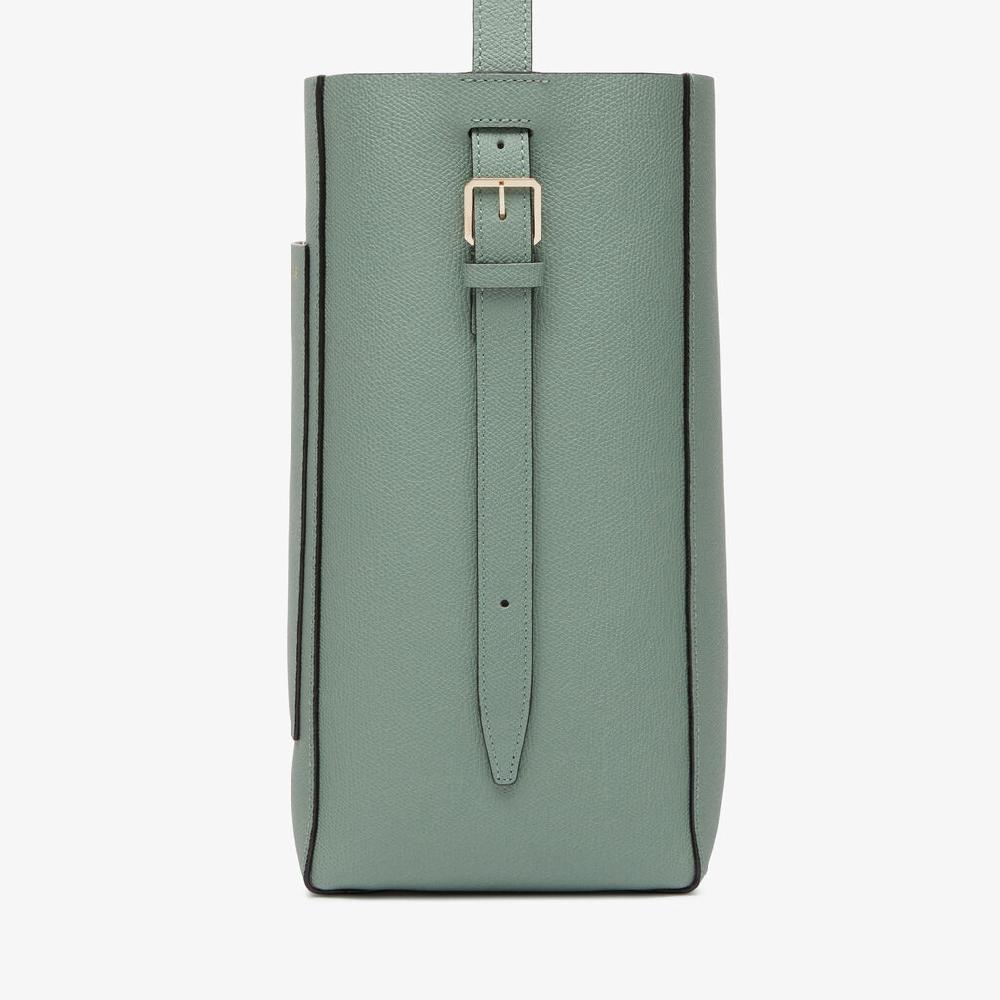 Valextra Borsa a Secchiello Soft Media | Pelle di vitello Millepunte | Verde Eucalipto | Valextra Nuova