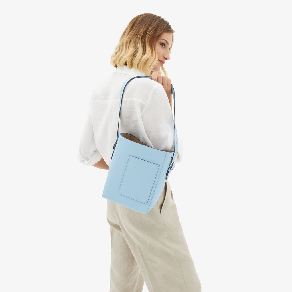 Valextra Borsa a secchiello da Donna Mini in Pelle Blu | Valextra Soft Prezzo Ridotto