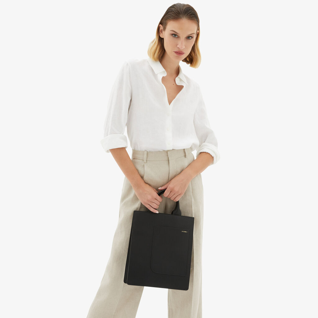 Valextra Borsa a mano da Donna di Lusso in Pelle Nera | Valextra Boxy 2025