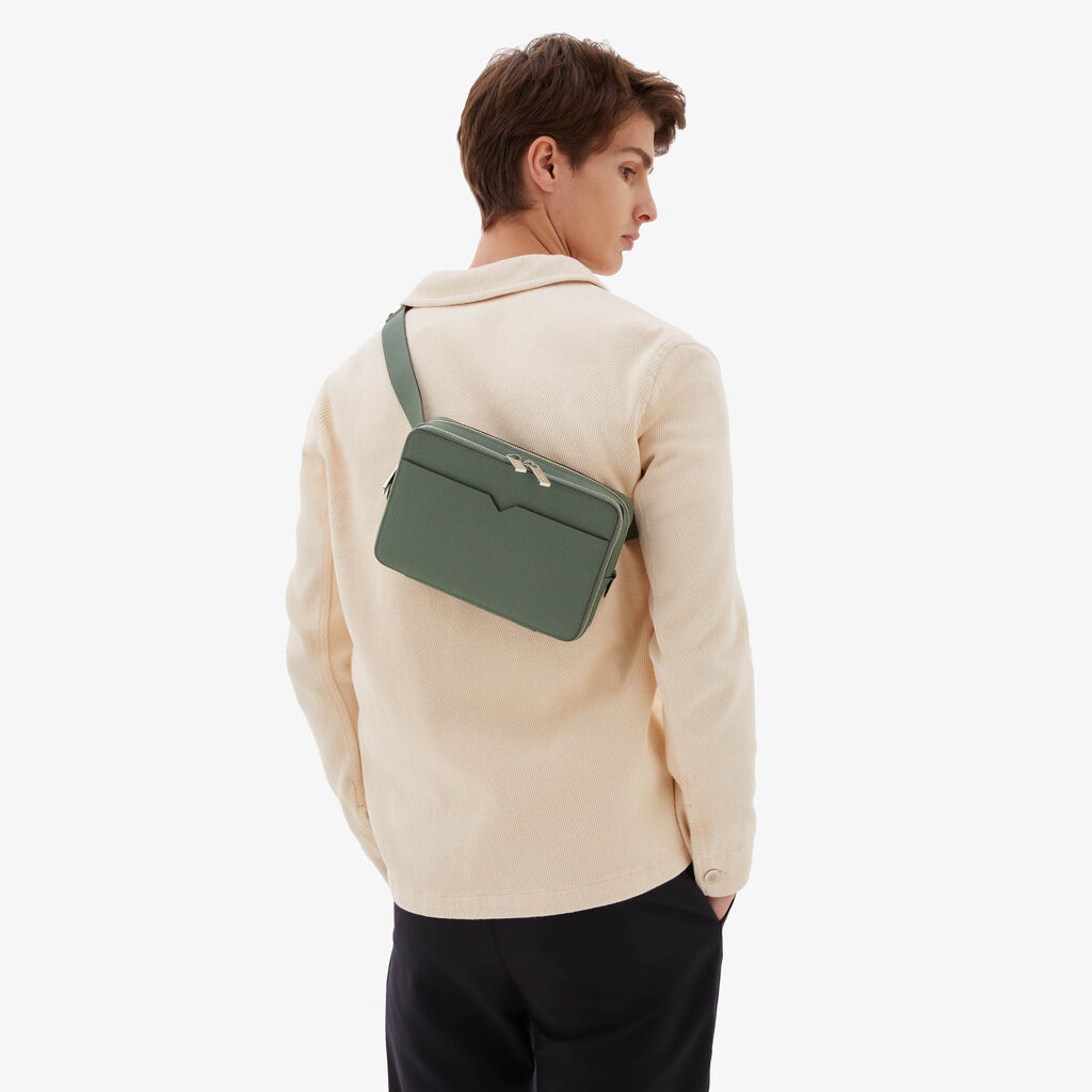 Valextra Bum bag da Uomo in Pelle Verde di Lusso | Valextra V-Line Negozi Online