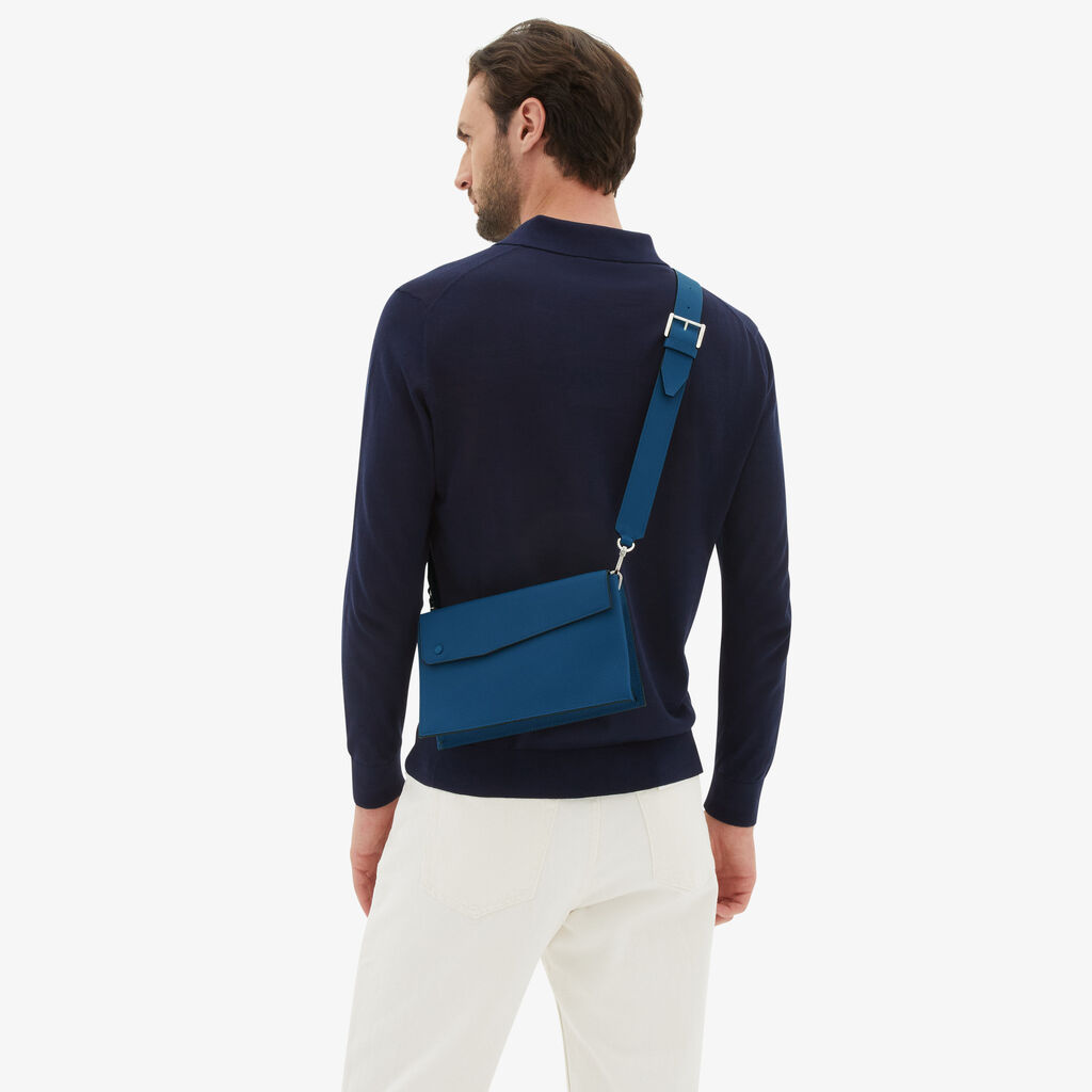 Valextra Borsa a tracolla da Uomo Mini in Pelle Blu | Valextra Pocket Shopping Online