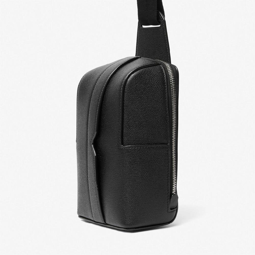 Valextra Zaino monospalla piccolo in Pelle Nera | Valextra V-Line Convenienza