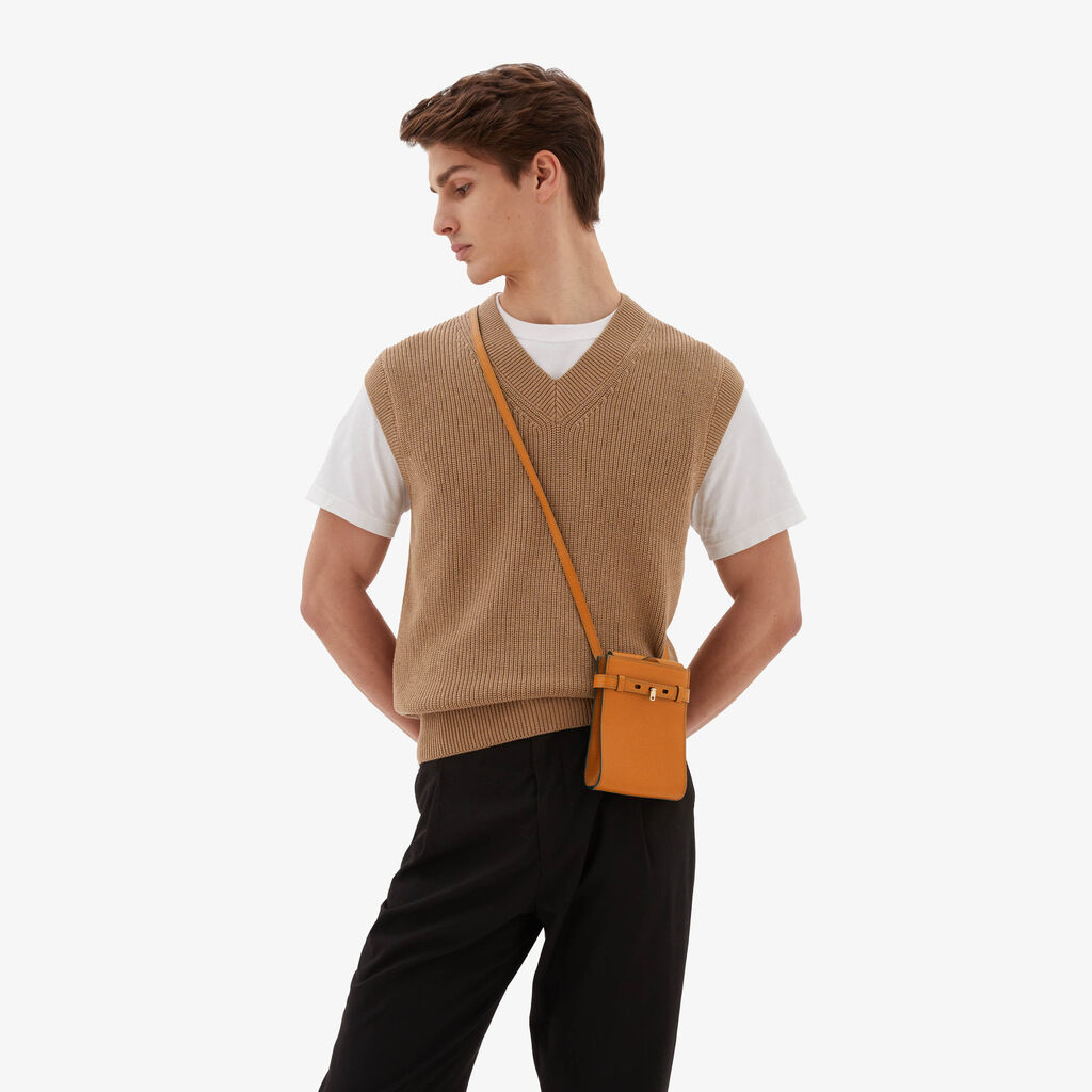 Valextra Borsa a tracolla Micro in Pelle Marrone | Valextra Brera Convenienza