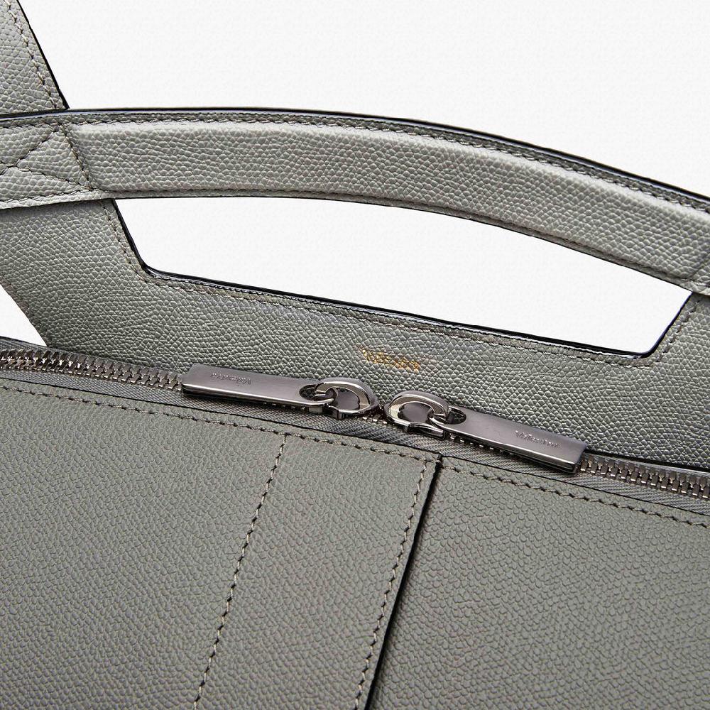 Valextra Zaino da Uomo di Lusso in Pelle rigida Grigia | Valextra V-Line Saldi Di Fabbrica